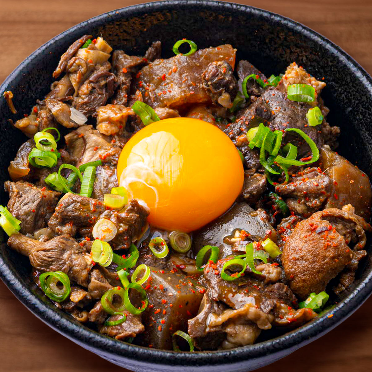 牛すじ煮込み丼